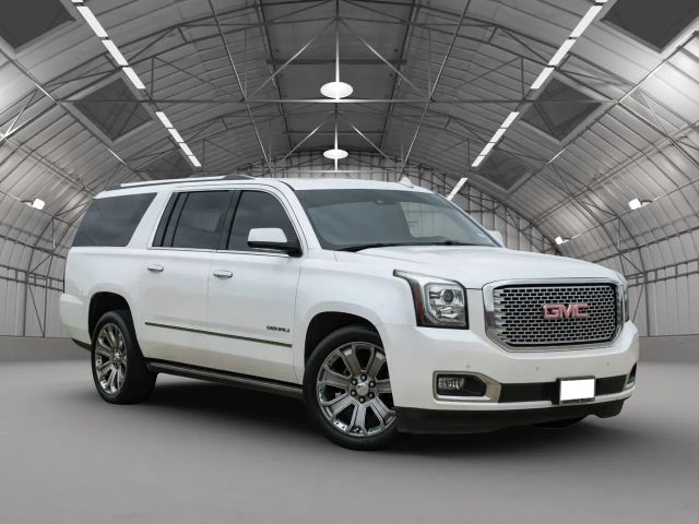 2016 GMC Yukon XL Denali 4WD photo