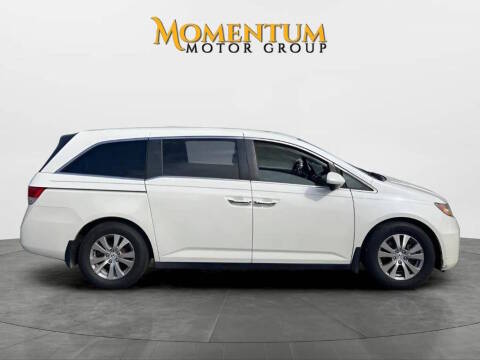 2016 Honda Odyssey EX-L FWD photo