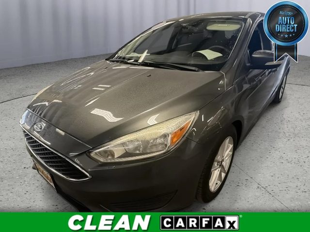 2016 Ford Focus SE FWD photo