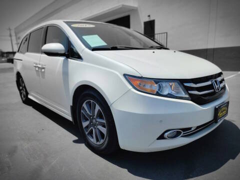 2015 Honda Odyssey Touring Elite FWD photo
