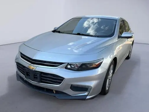 2016 Chevrolet Malibu LT FWD photo