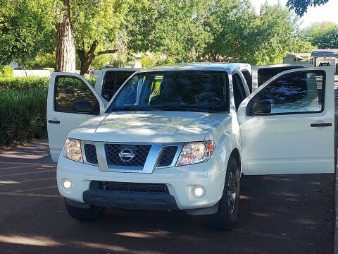 2016 Nissan Frontier Desert Runner RWD photo