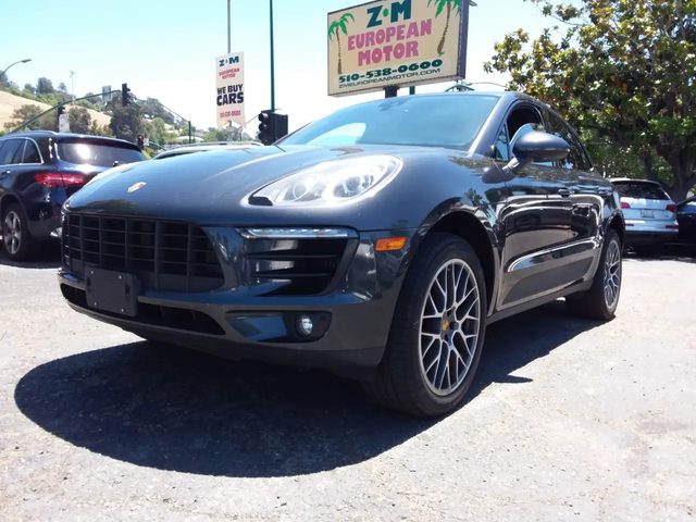 2017 Porsche Macan S AWD photo