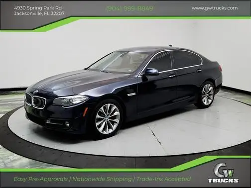 2016 BMW 5 Series 528i RWD photo