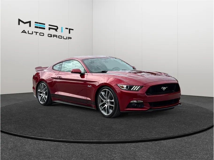 2016 Ford Mustang GT Premium RWD photo