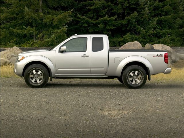 2016 Nissan Frontier SV RWD photo