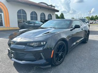2016 Chevrolet Camaro 1LT RWD photo