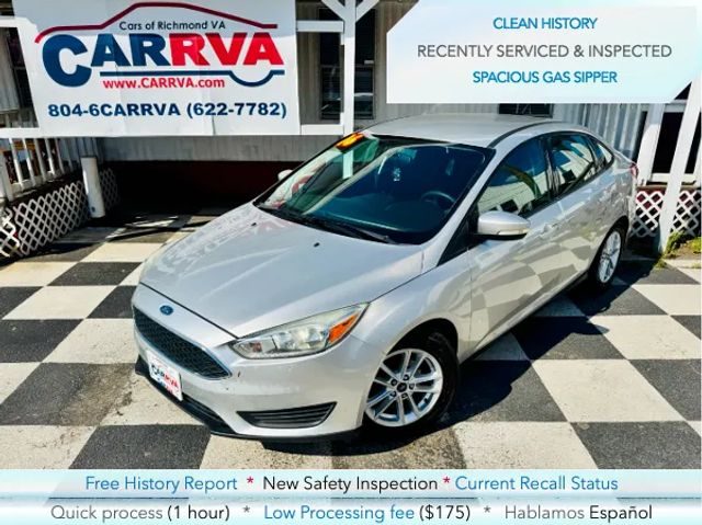 2016 Ford Focus SE FWD photo