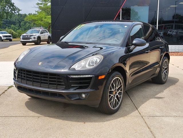 2017 Porsche Macan S AWD photo