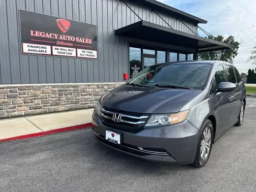 2016 Honda Odyssey SE FWD photo