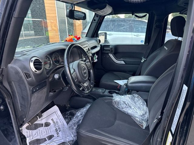 2016 Jeep Wrangler Unlimited Rubicon 4WD photo