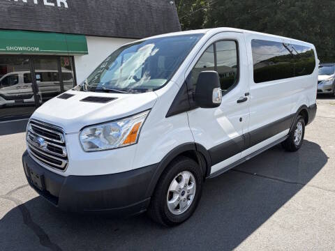 2016 Ford Transit Passenger Wagon XLT RWD photo