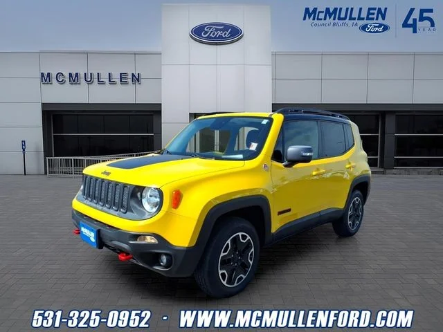 2016 Jeep Renegade Trailhawk 4WD photo