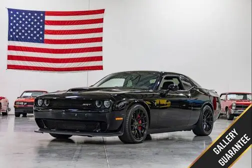 2016 Dodge Challenger SRT Hellcat RWD photo
