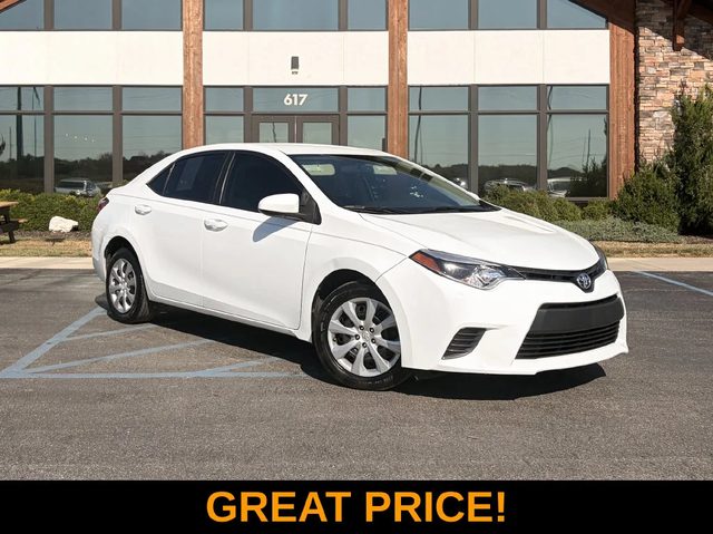 2015 Toyota Corolla L FWD photo