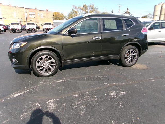 2016 Nissan Rogue SL AWD photo
