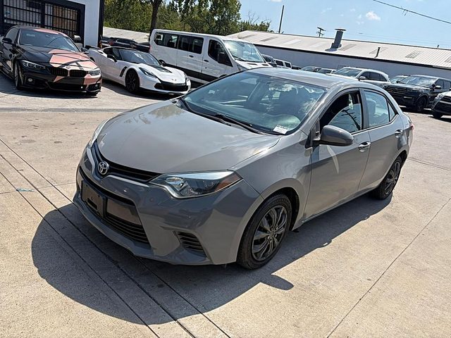 2015 Toyota Corolla LE FWD photo