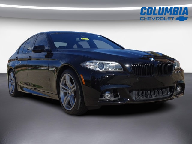 2016 BMW 5 Series 550i RWD photo