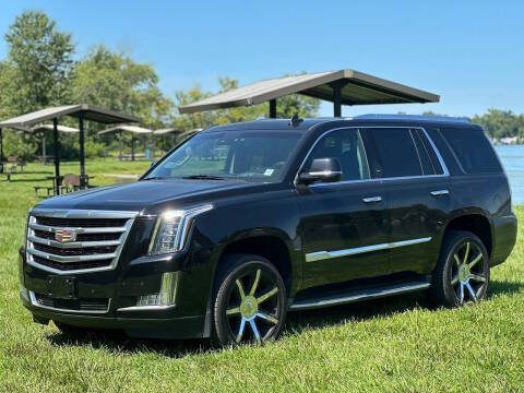 2015 Cadillac Escalade Luxury 4WD photo