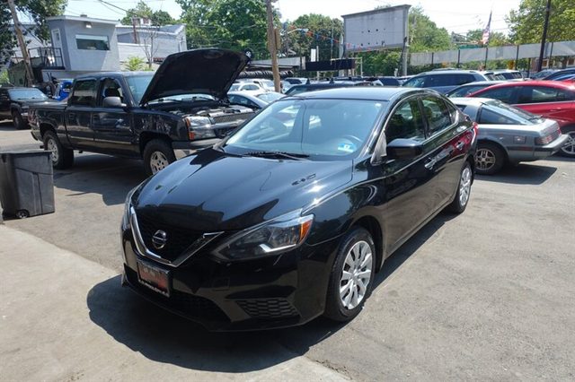 2016 Nissan Sentra S FWD photo