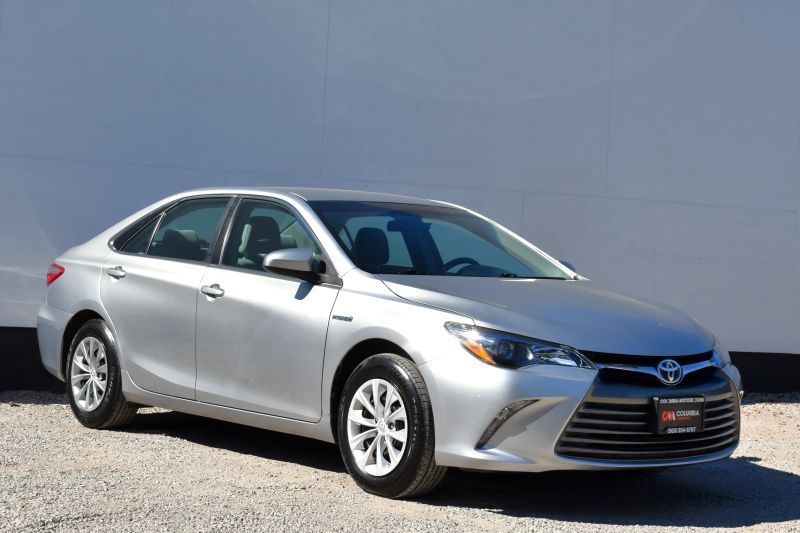2016 Toyota Camry LE FWD photo