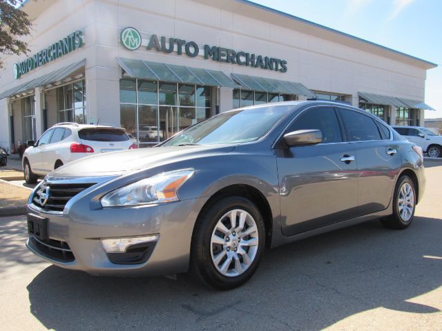 2015 Nissan Altima 2.5 FWD photo