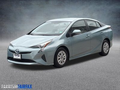 2016 Toyota Prius Two FWD photo