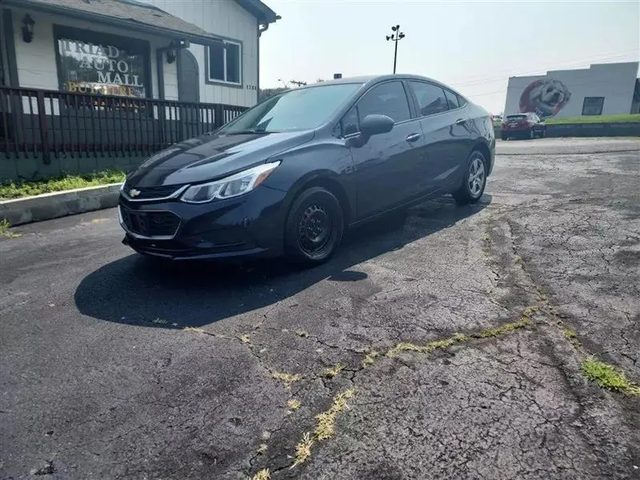 2016 Chevrolet Cruze LS FWD photo