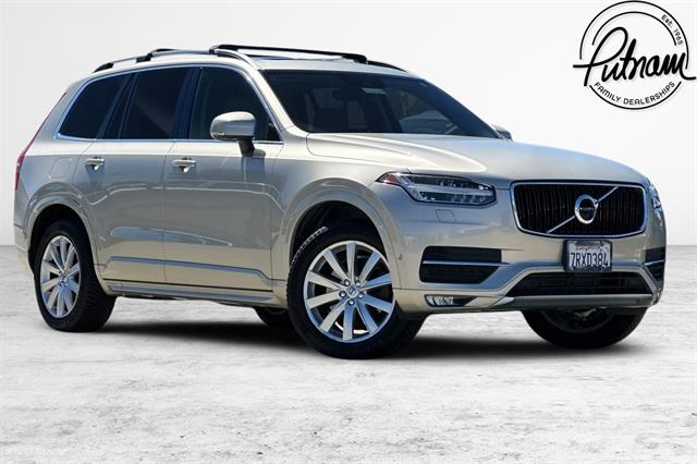 2016 Volvo XC90 T6 Momentum AWD photo