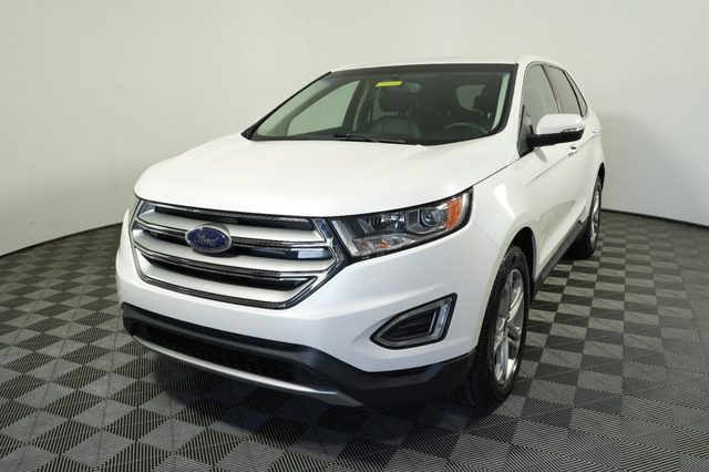 2016 Ford Edge Titanium AWD photo