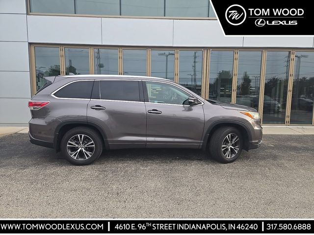 2016 Toyota Highlander XLE AWD photo