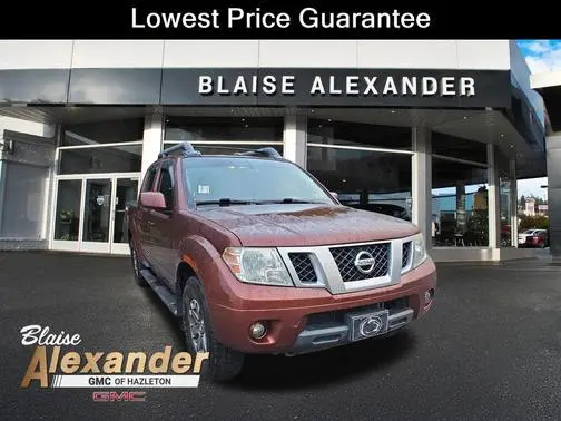 2016 Nissan Frontier PRO-4X 4WD photo