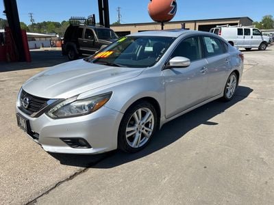 2016 Nissan Altima 3.5 SL FWD photo