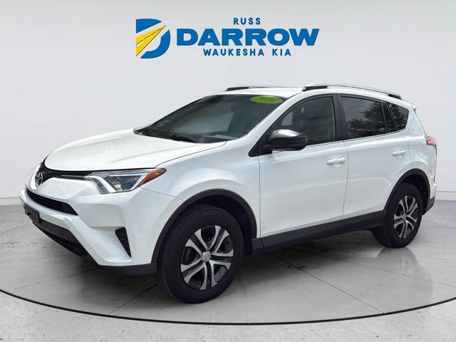 2016 Toyota RAV4 LE AWD photo