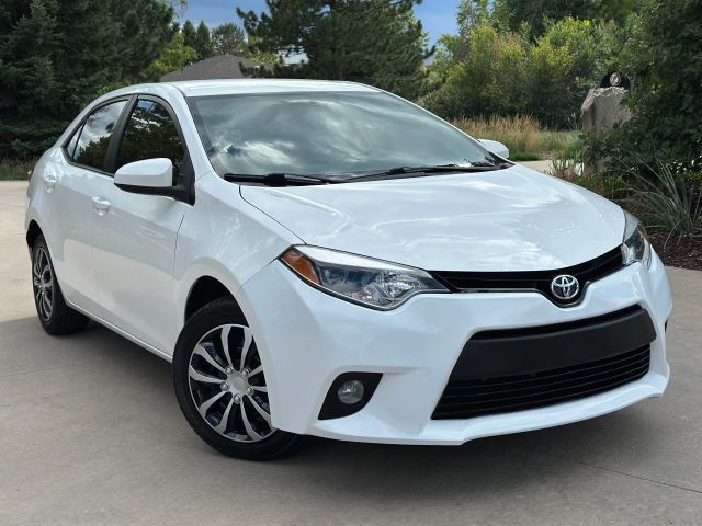 2016 Toyota Corolla LE FWD photo