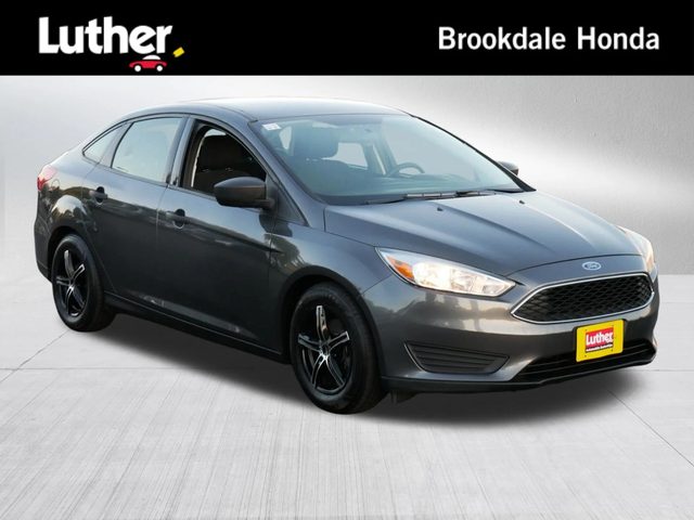 2015 Ford Focus S FWD photo