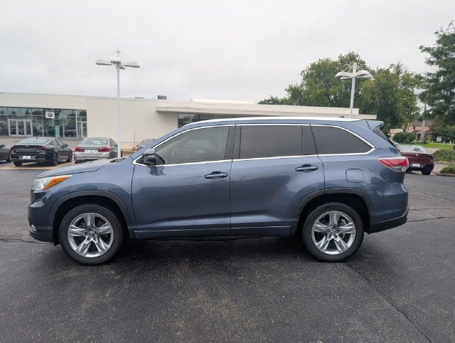 2016 Toyota Highlander Limited FWD photo