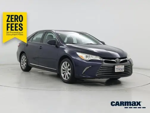 2016 Toyota Camry XLE FWD photo