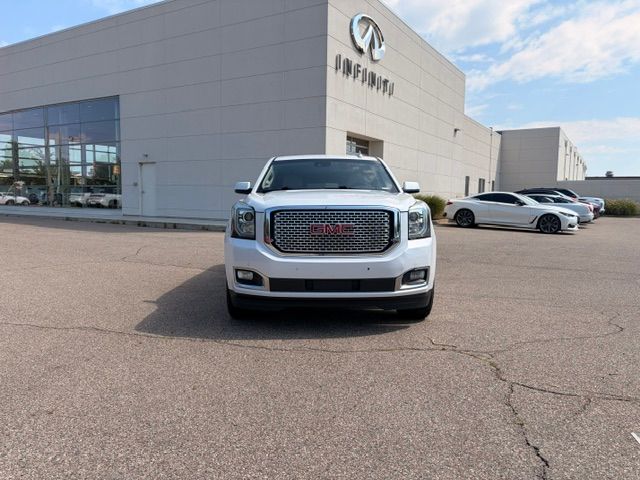2016 GMC Yukon XL Denali 4WD photo