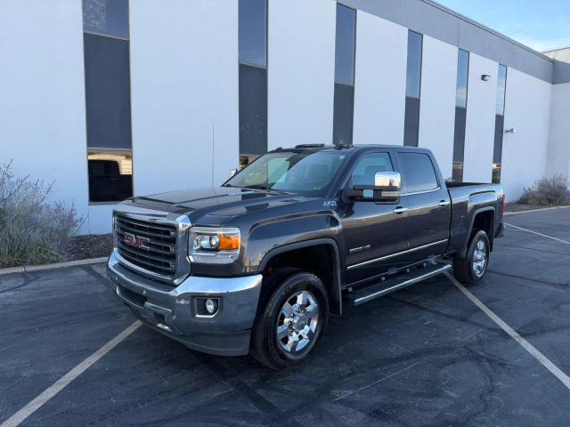 2016 GMC Sierra 2500HD SLT 4WD photo