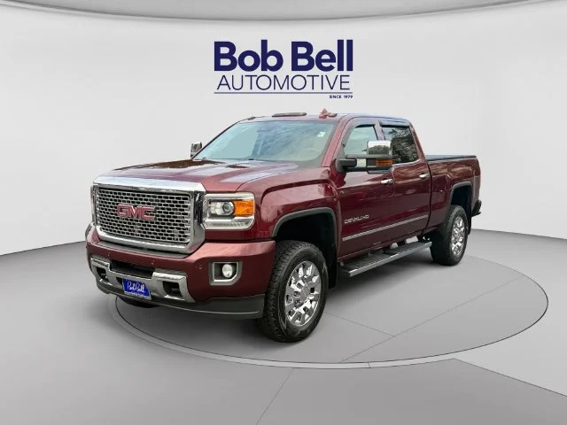 2016 GMC Sierra 2500HD Denali 4WD photo