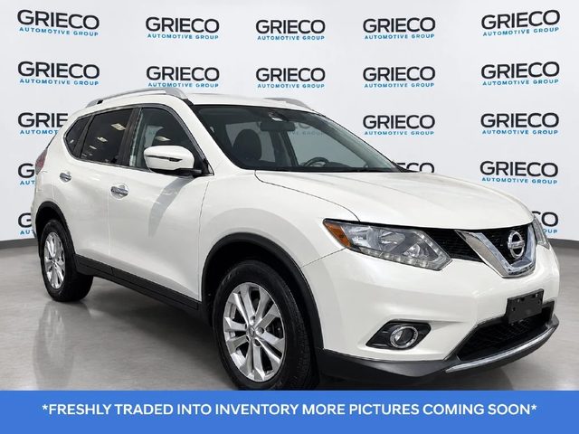 2016 Nissan Rogue SV AWD photo