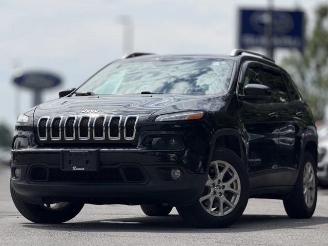 2016 Jeep Cherokee Latitude 4WD photo