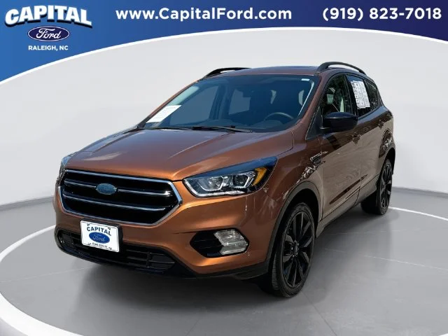 2017 Ford Escape SE 4WD photo