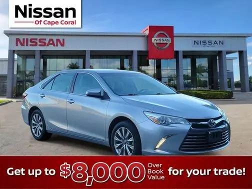 2016 Toyota Camry XLE FWD photo