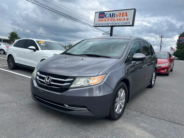 2016 Honda Odyssey SE FWD photo