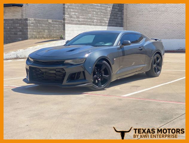 2016 Chevrolet Camaro 2SS RWD photo