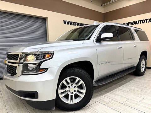 2015 Chevrolet Suburban LT RWD photo