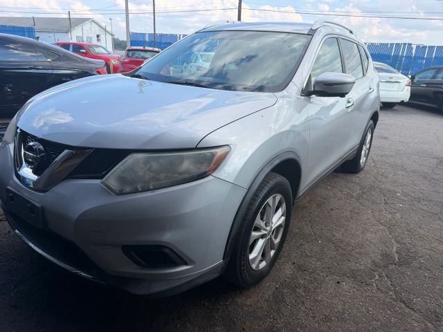 2016 Nissan Rogue SV AWD photo