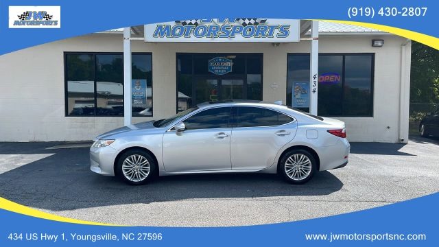 2015 Lexus ES  FWD photo
